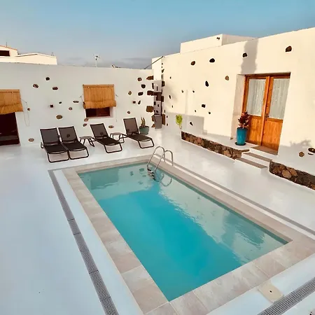 شقة Arrieta Costa Rural Tabayesco